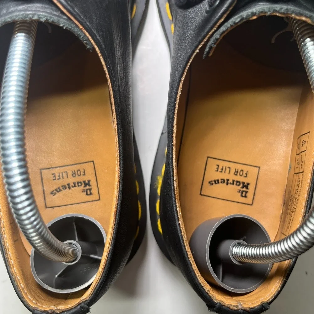 Dr. Martens creasing brown