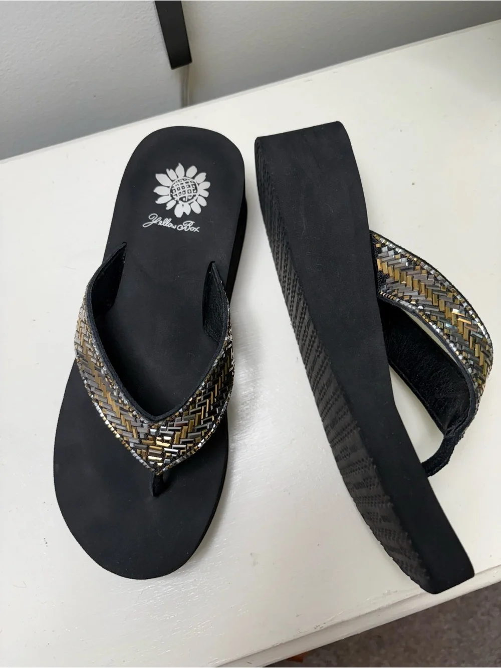 Yellow Box Silvyn Wedge Dressy Sandals Flip Flops. Size 7.