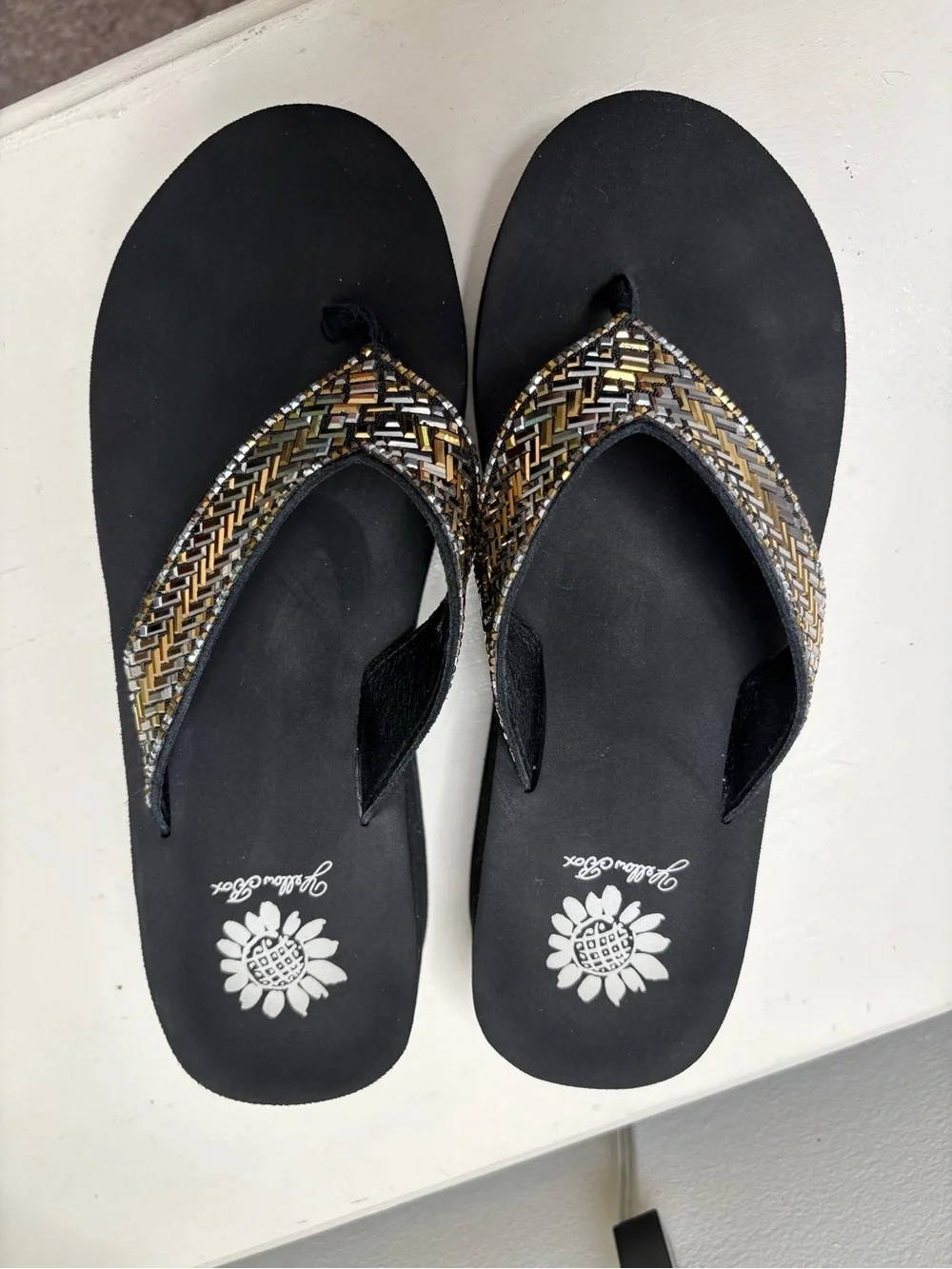 Yellow Box Silvyn Wedge Dressy Sandals Flip Flops. Size 7.