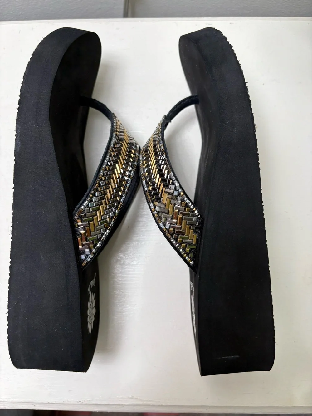 Yellow Box Silvyn Wedge Dressy Sandals Flip Flops. Size 7.
