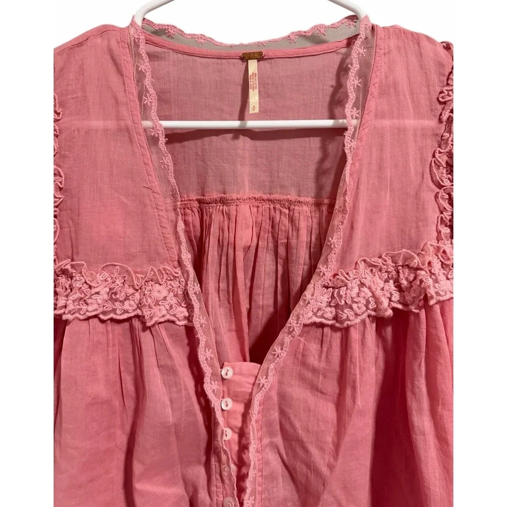 Free People Luna Top Mauve Glow Lace V-Neck Blouse Cropped‎ Women's Size Small