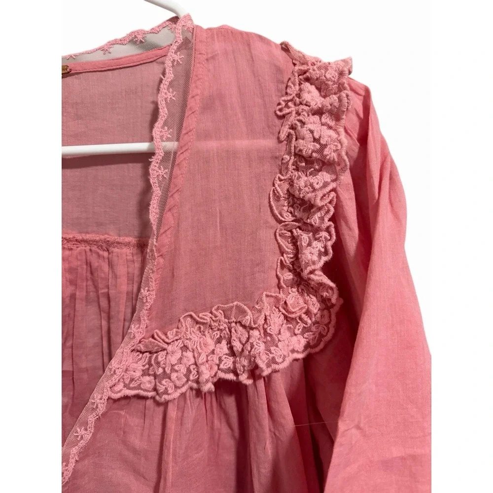 Free People Luna Top Mauve Glow Lace V-Neck Blouse Cropped‎ Women's Size Small