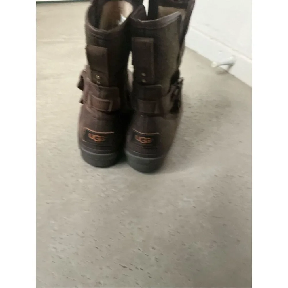 UGG simmens waterproof