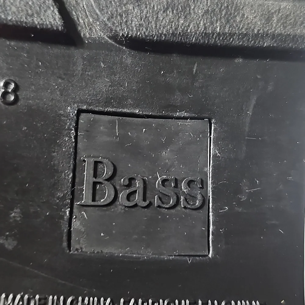 Bass stylish plaid