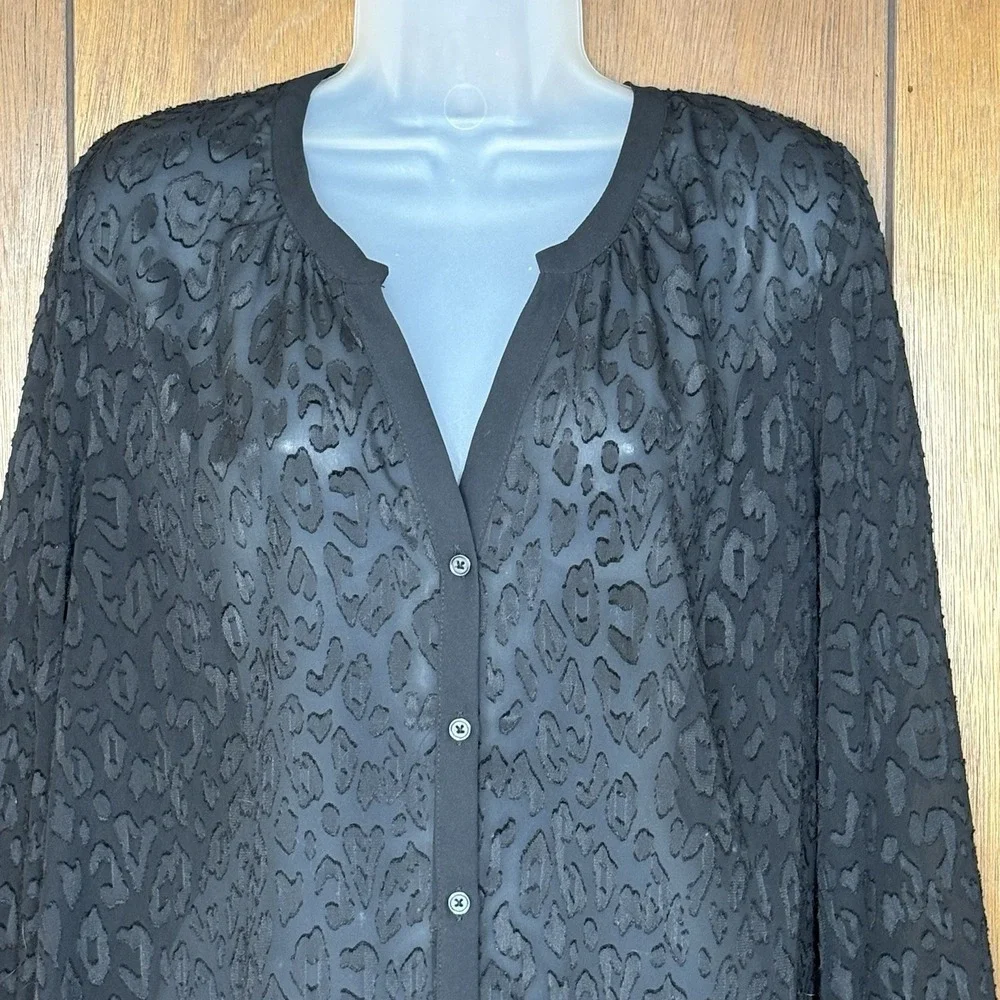 Banana Republic Blouse LP Sheer Black Burnout Leopard Button Y2K Goth Chic Indie