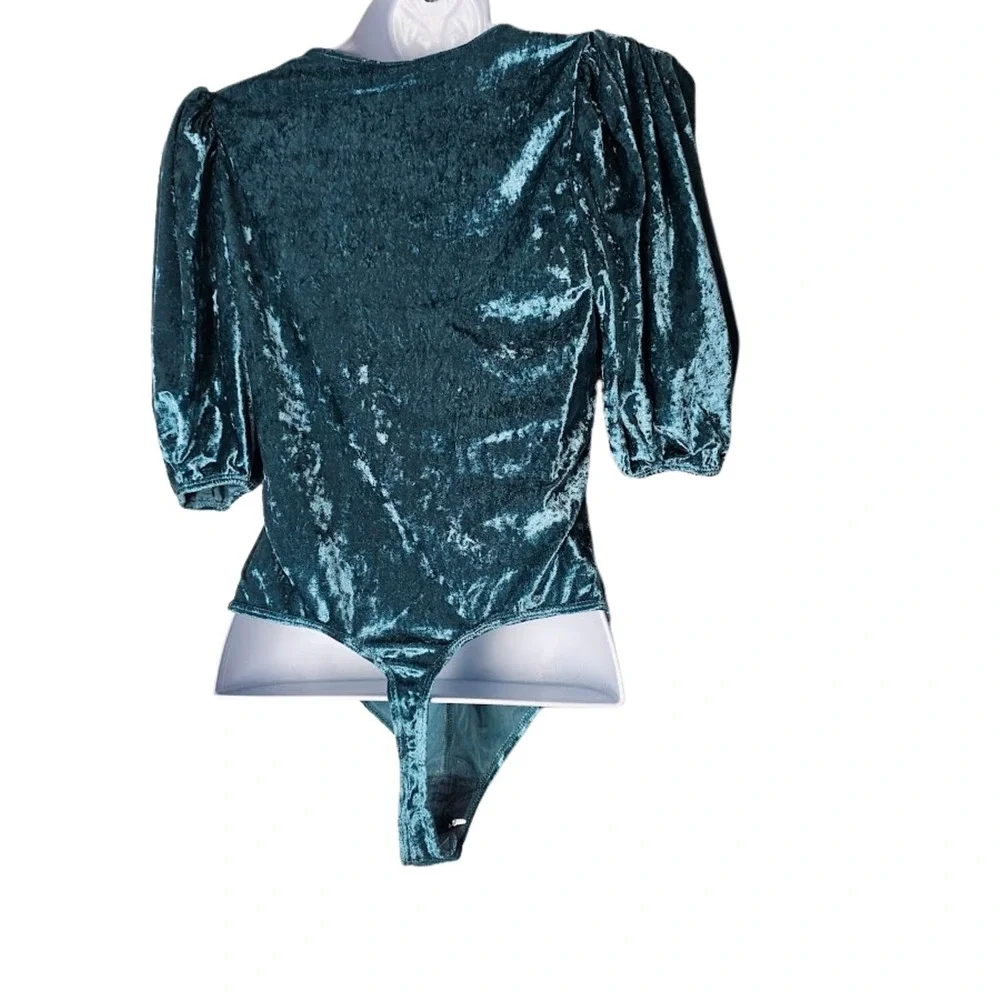NWT Intimately Free People Dont You‎ Wish Velvet Bodysuit XS Teal Puff Sleeve