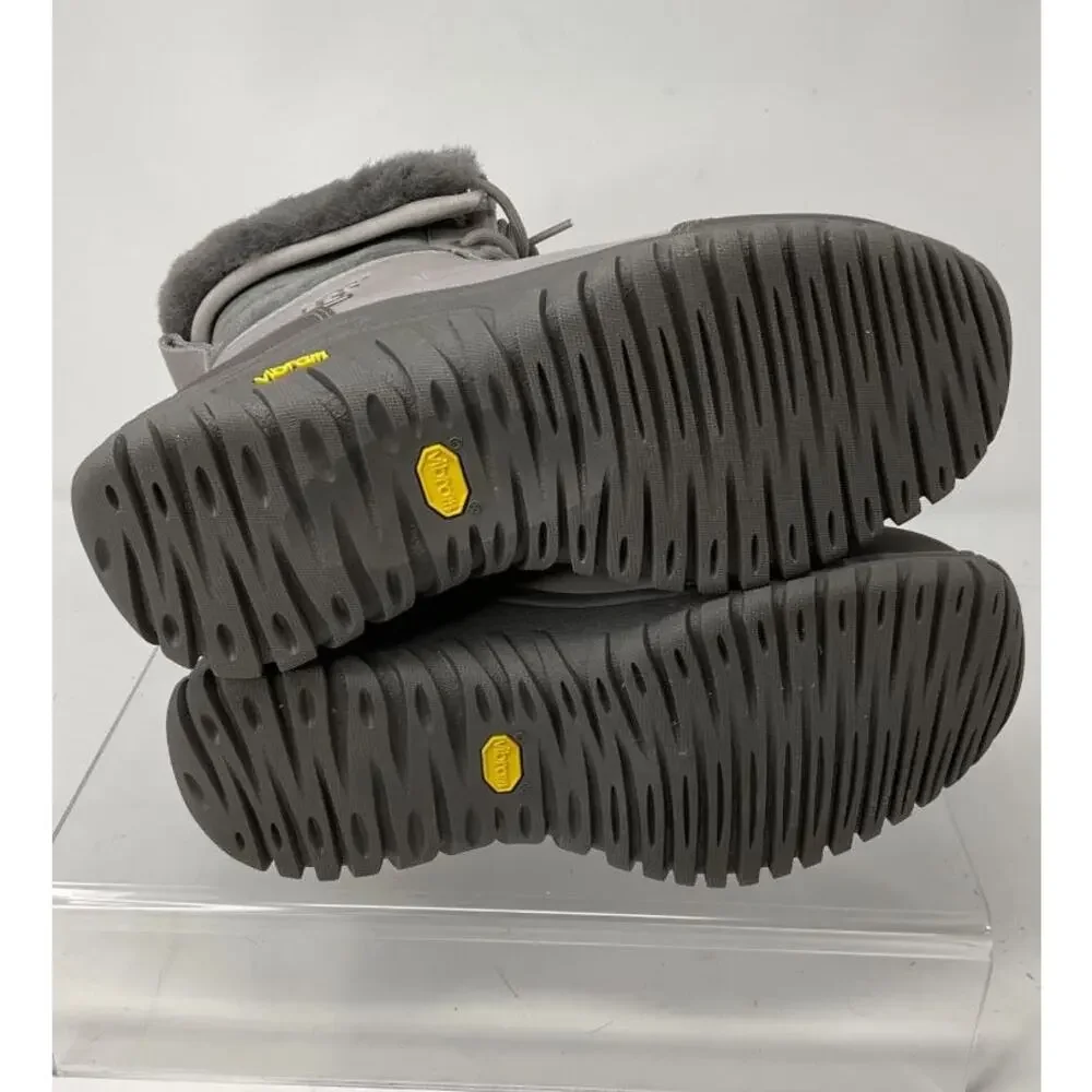 UGG australia adirondack