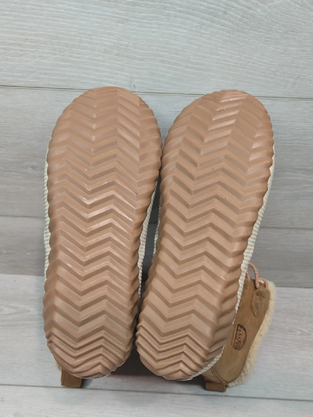 Sorel seasons abox