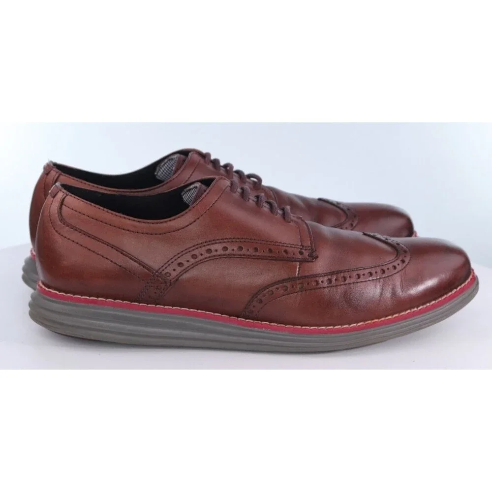 Cole Haan office both