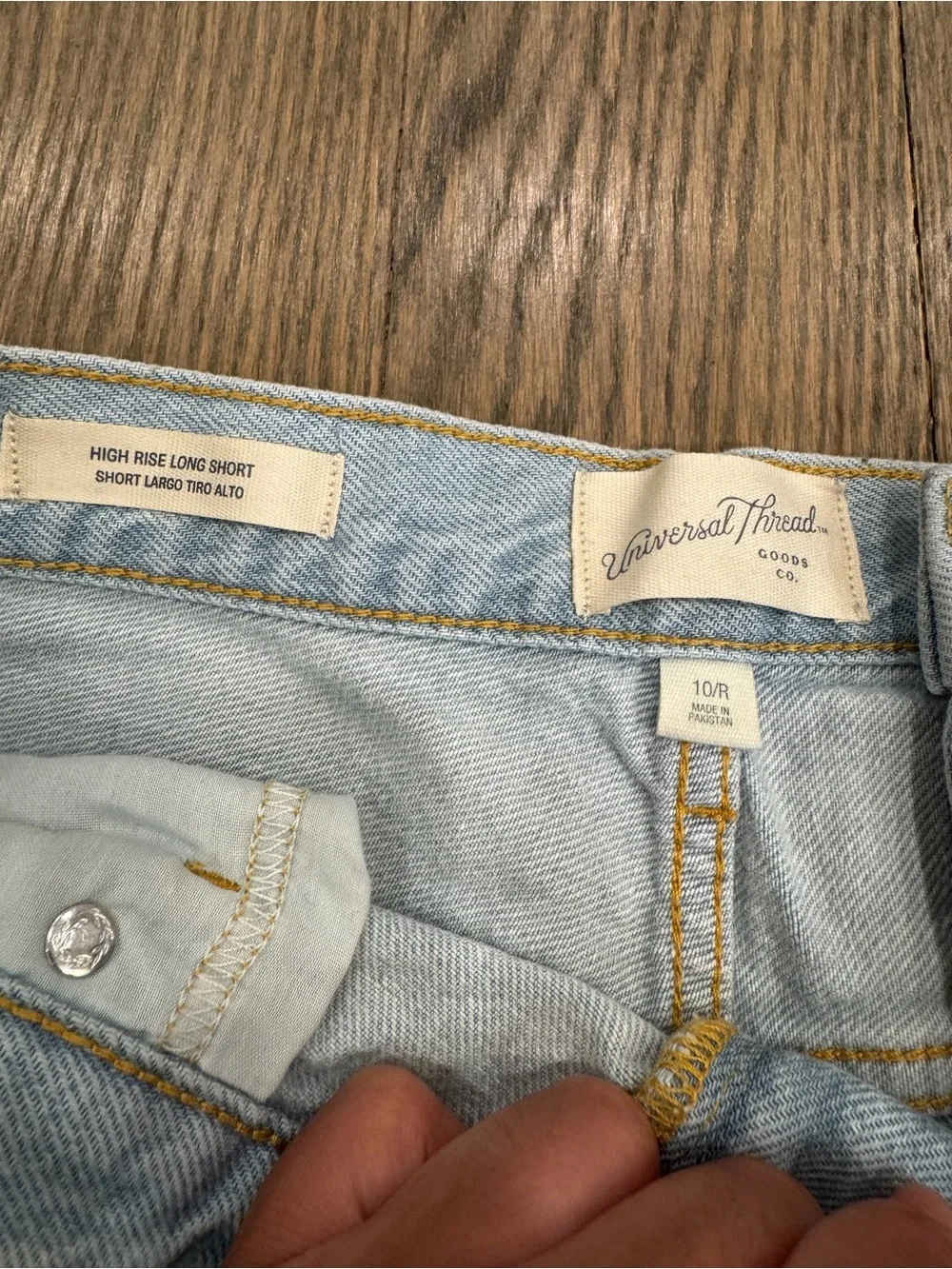 Universal Thread distressed roomy