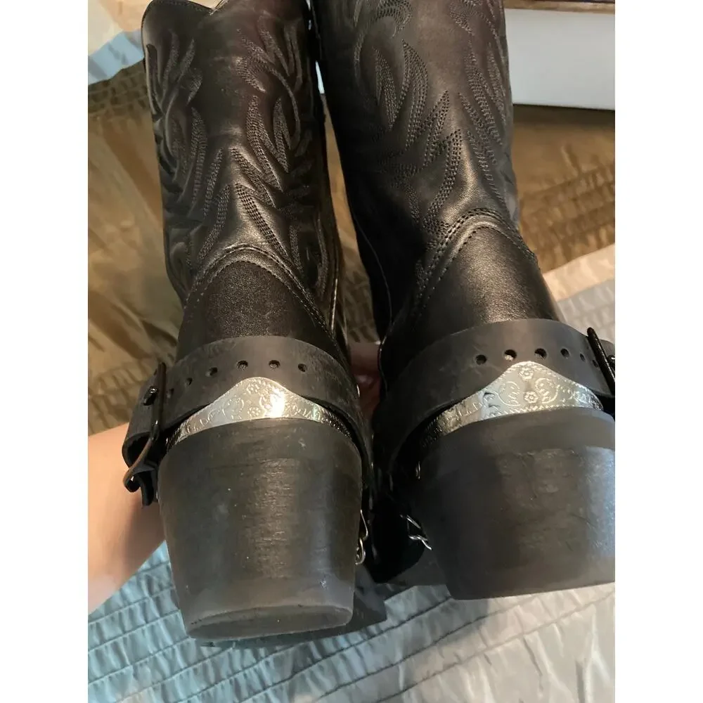 Laredo gently worn