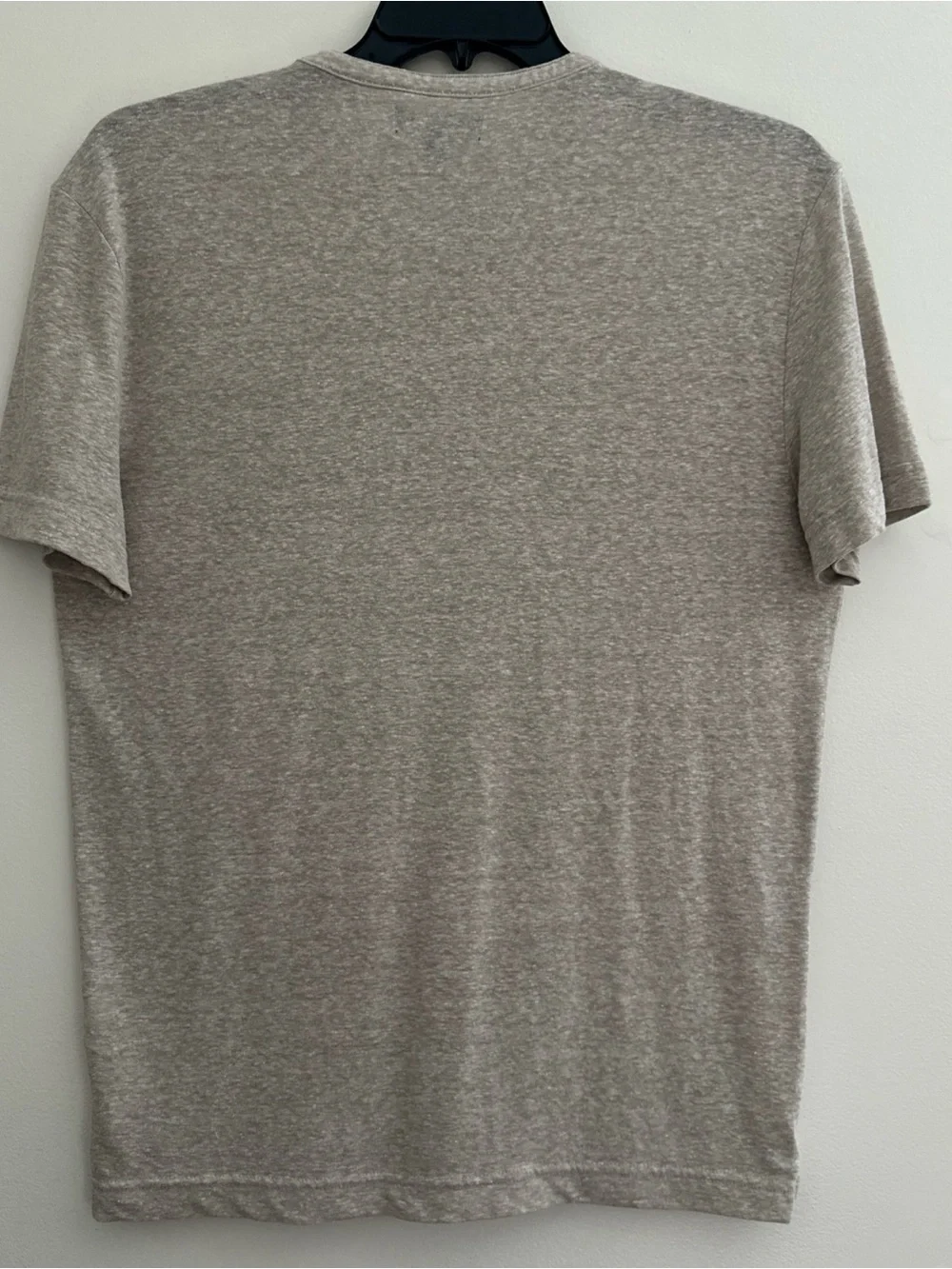 Banana Republic T-Shirt Mens Size M Oat Heather Linen Blend Notch Neck Resort
