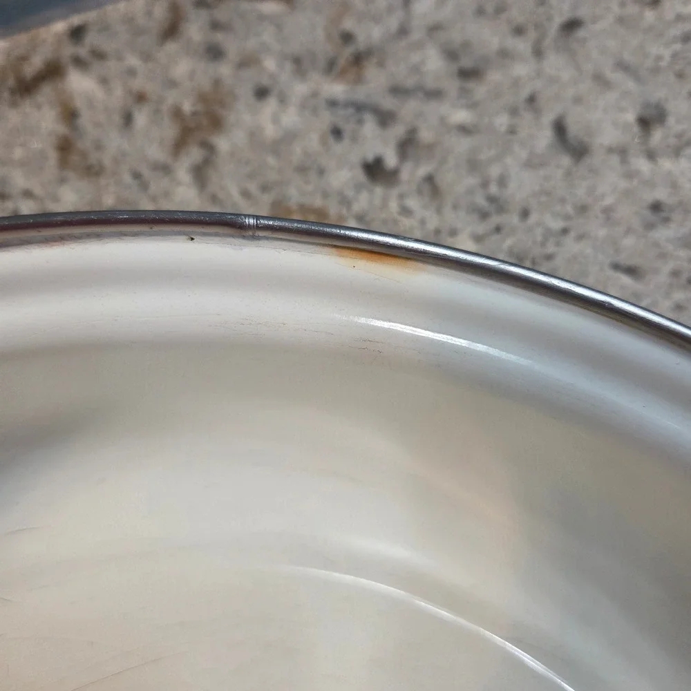 Vintage Cornucopia Enamelware Casserole Dish Lid Round Roaster Bronze Handles