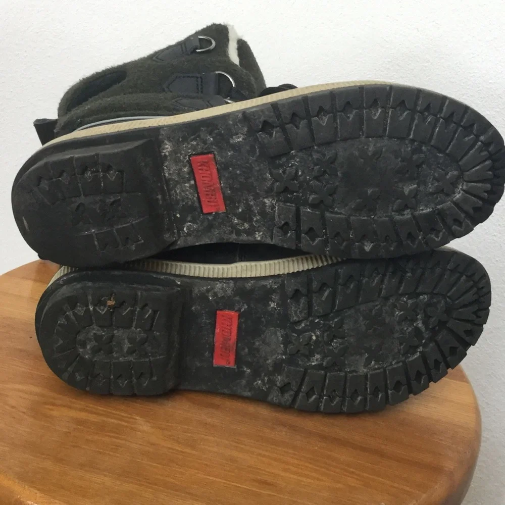 Khombu size leather