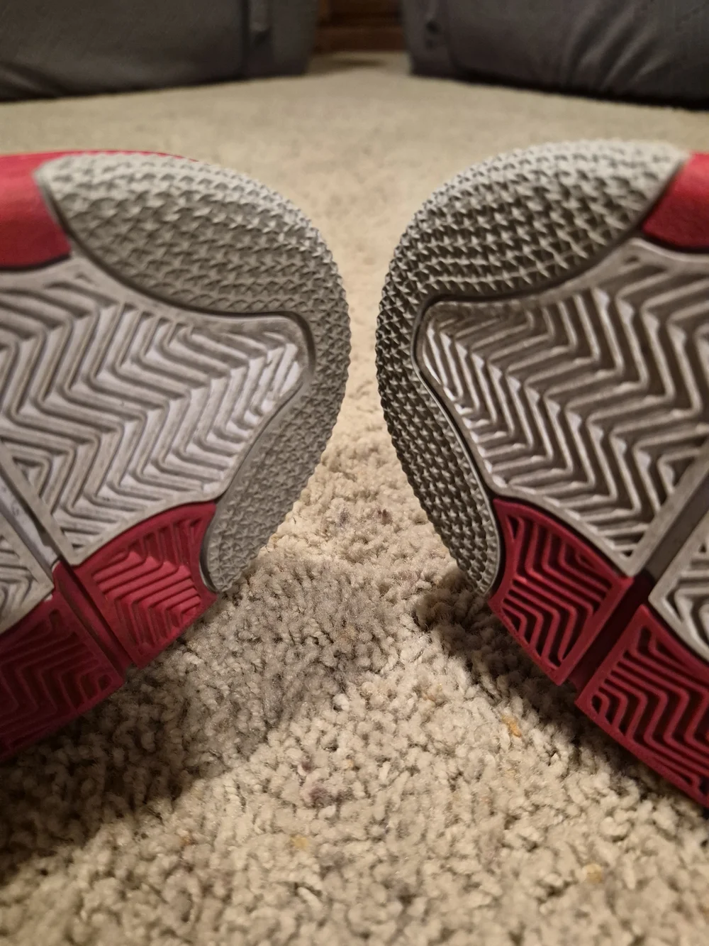 Jordan 4 Fire Red