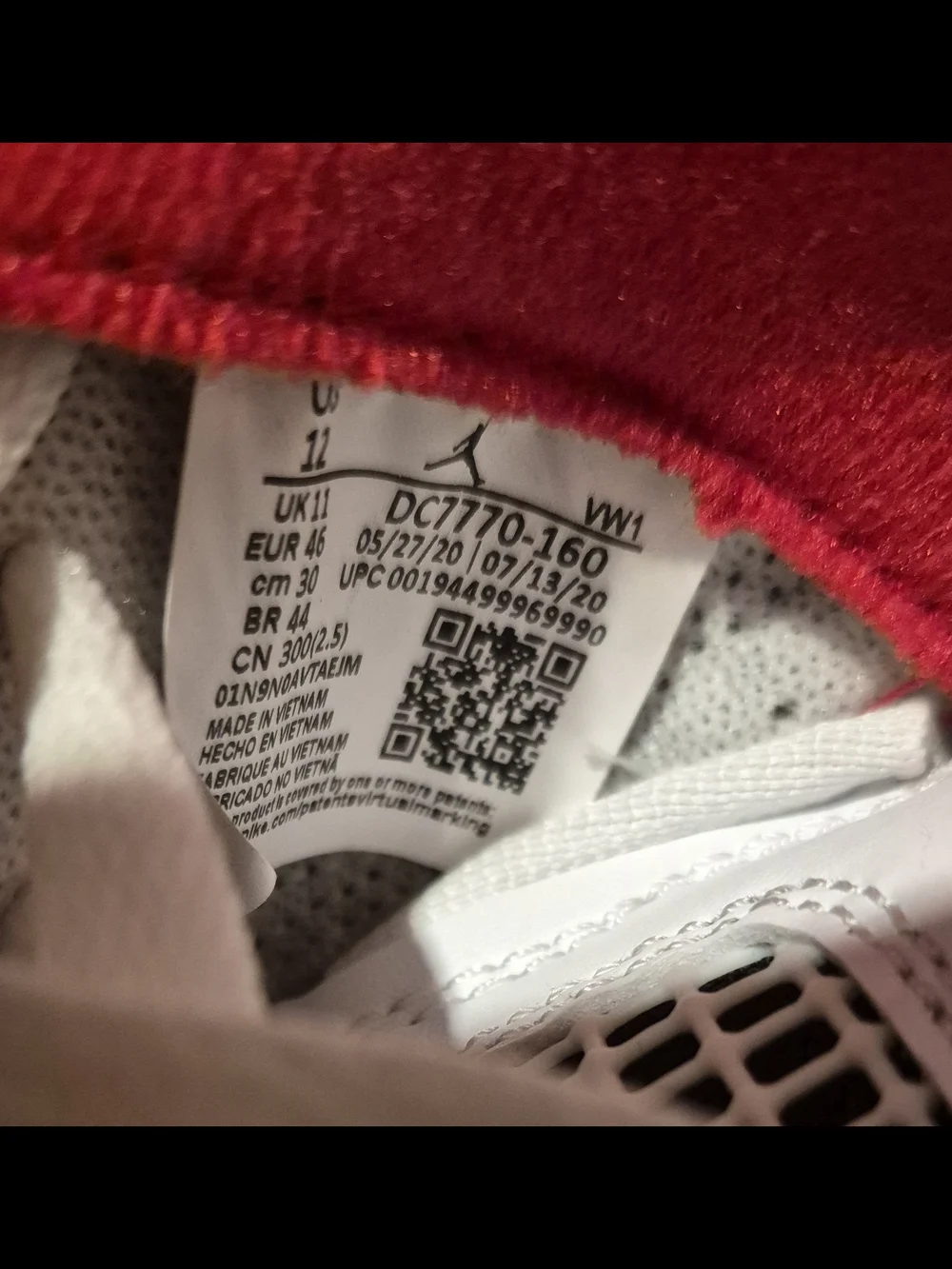 Jordan 4 Fire Red