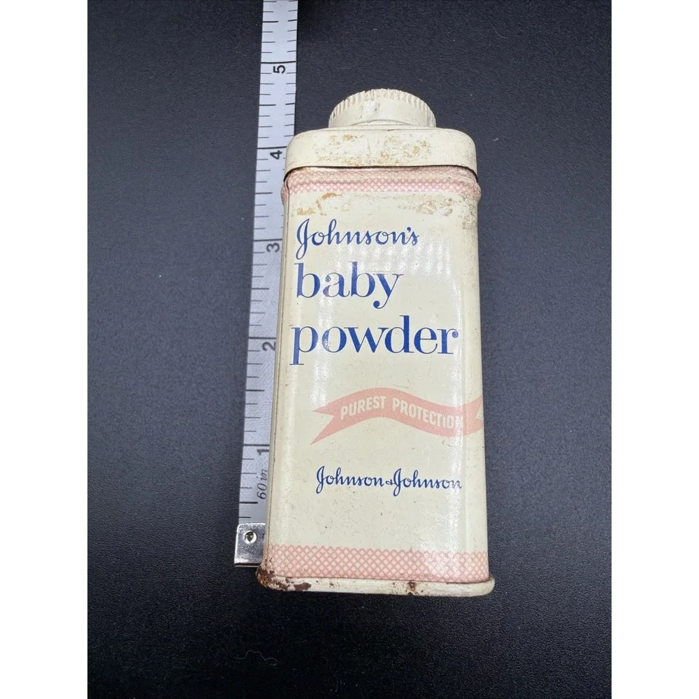 Baby Powder / Johnson & Johnson product vintage