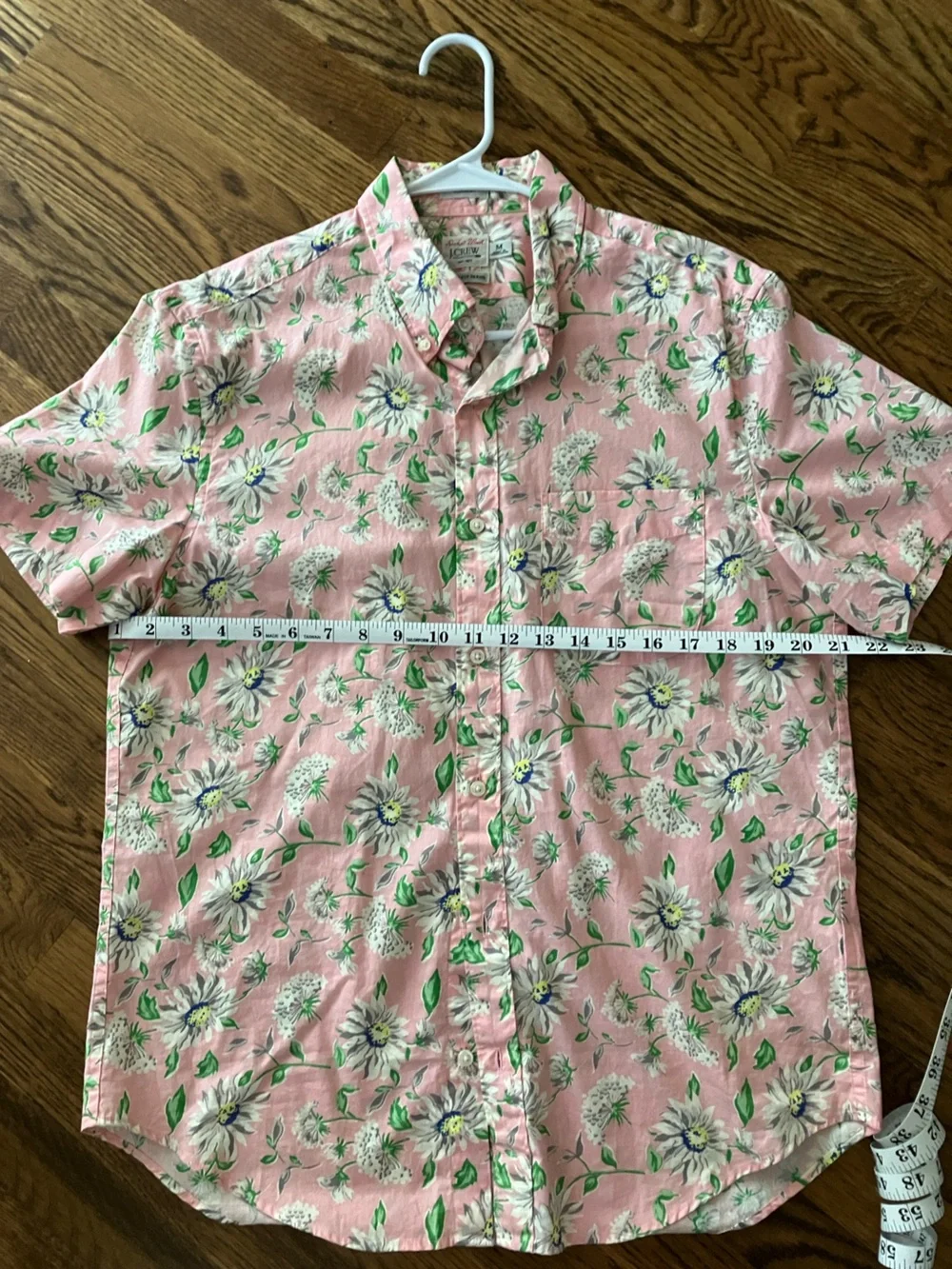 J. Crew men’s floral button down - M
