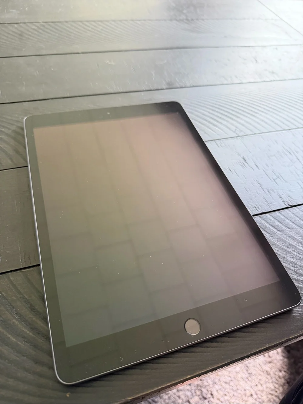Apple grey ipad