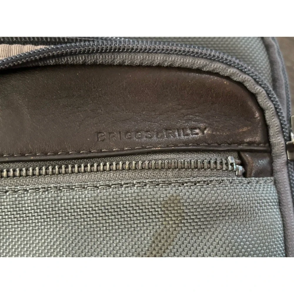 briggs and riley Travelwear  Business Case Gray STAINED NO SHOULDER STRAP
