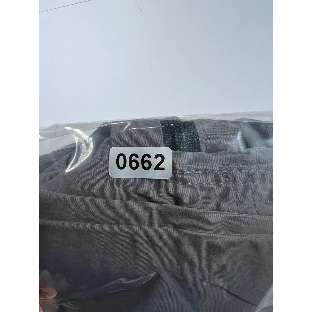The North Face Convertible Pants Mens XL Gray Summit Series Cargo Zip Off Hiking