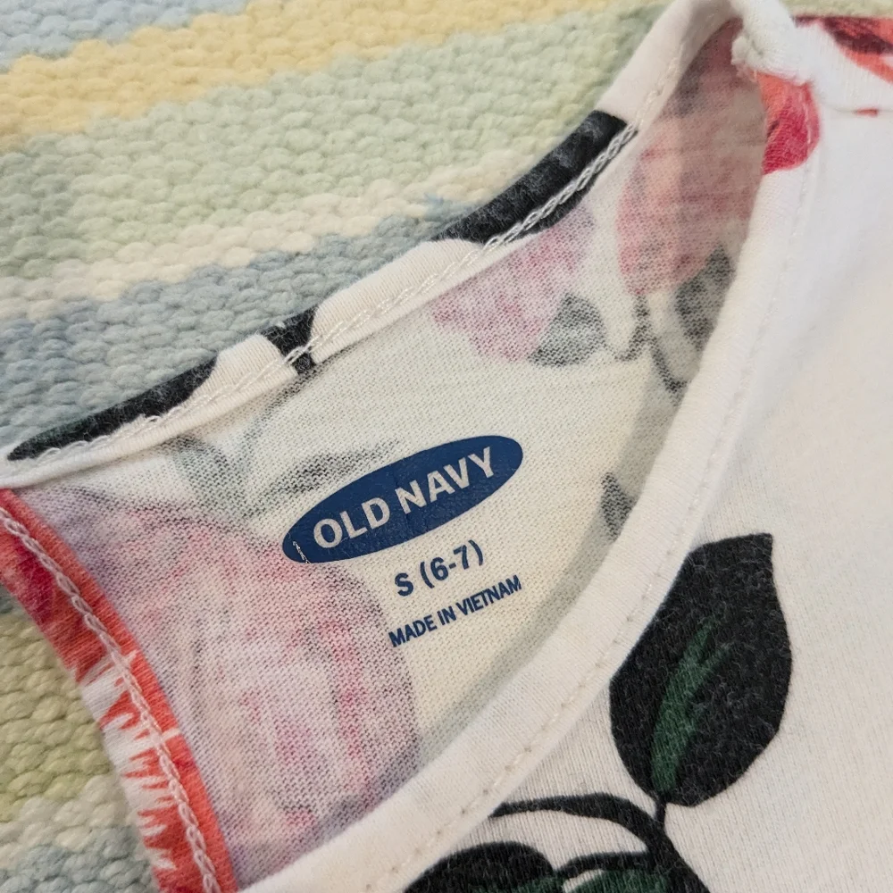 Old Navy floral print knit dress size Small 6/7