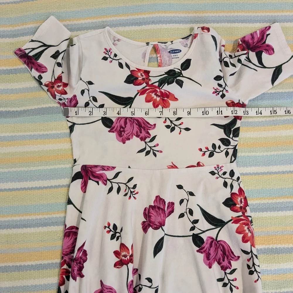 Old Navy floral print knit dress size Small 6/7
