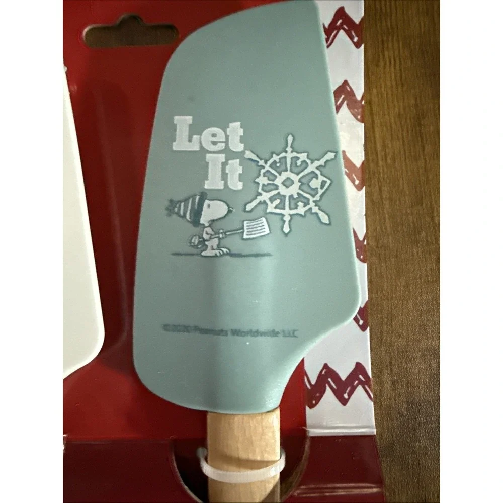 Peanuts New 2020 Snoopy Christmas 2 Piece Spatula Set