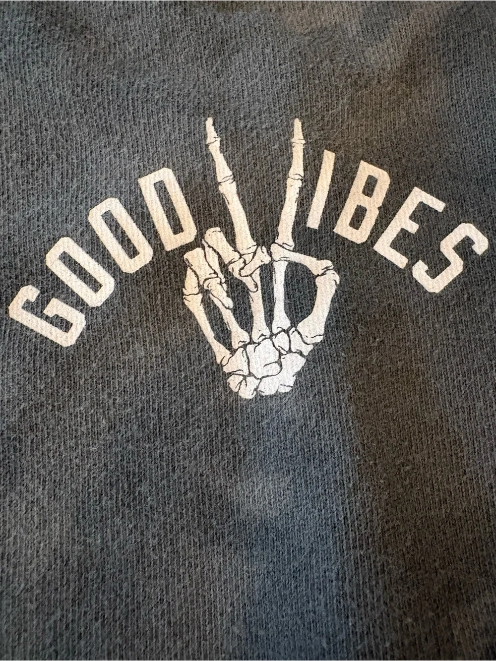 ✌️GOOD VIBES Crewneck Sweatshirt