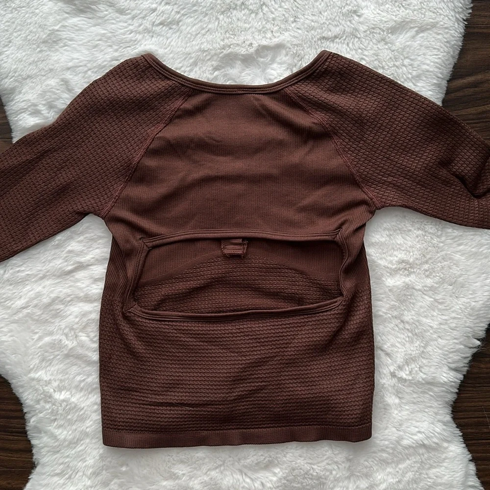 NWT Free People Movement Bail Out Long Sleeve Layer Cropped Cocoa size XS/S, M/L