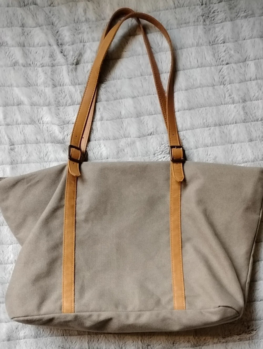 Hearth & Hand reinforced durable tan