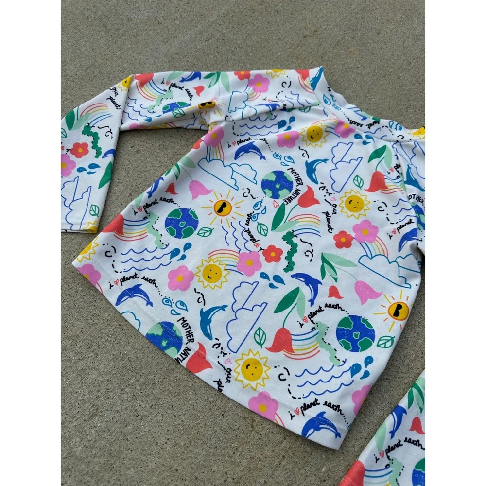 Old Navy‎ Kids White Nature Earth Doodle Long Sleeve Rash Guard Swim Top 5T