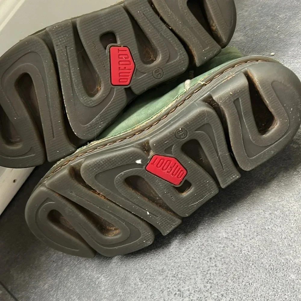On Foot foot size
