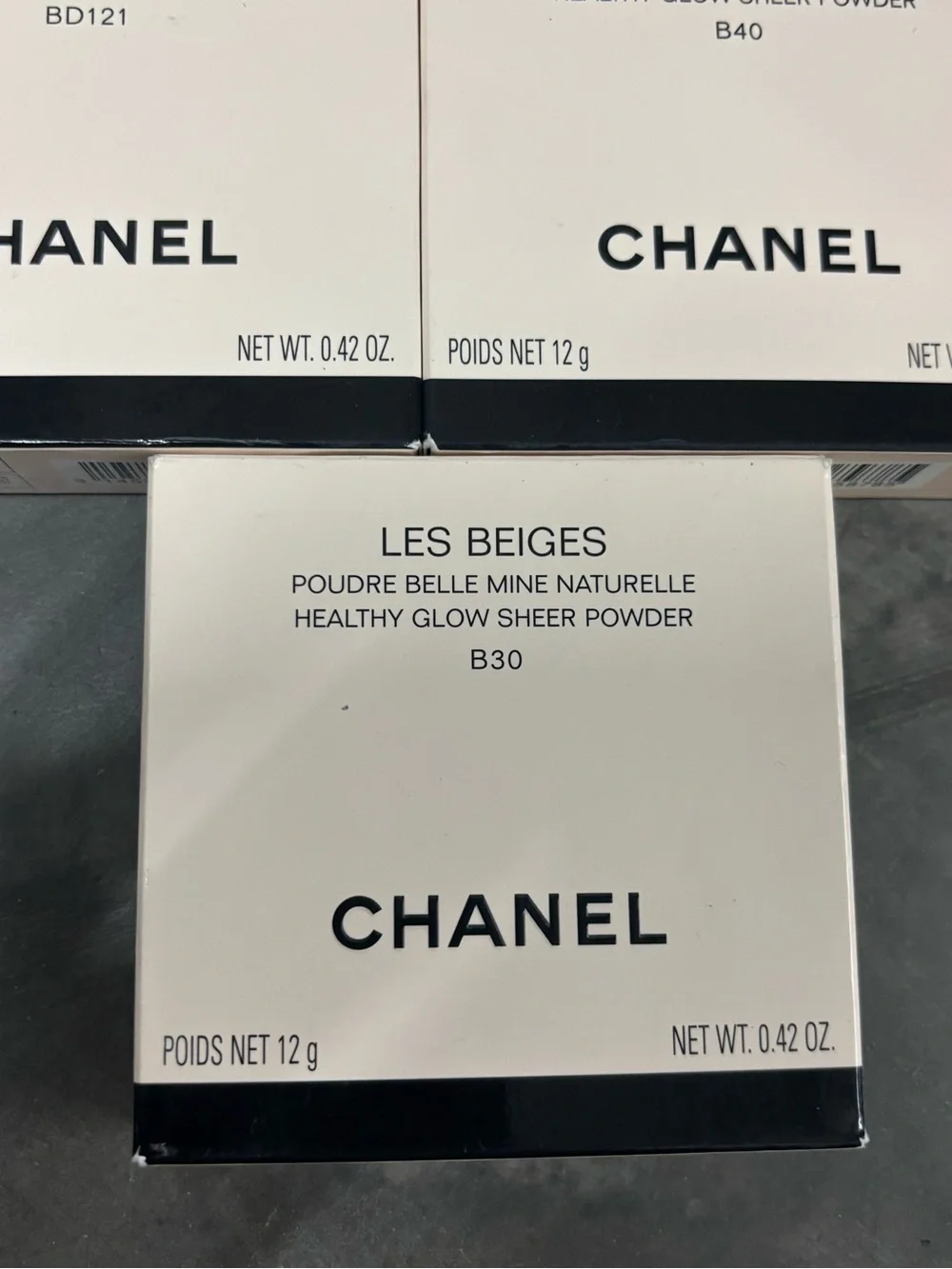 CHANEL les branding