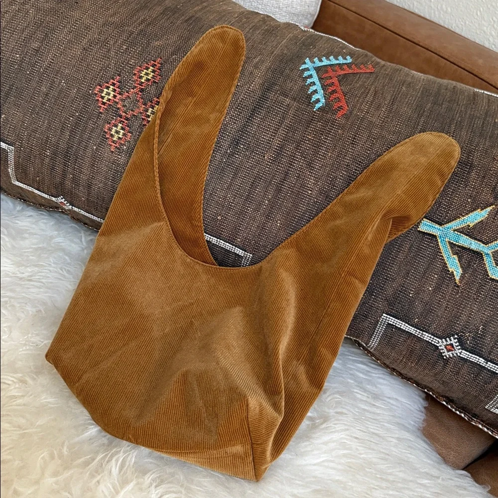 Merit Corduroy Makeup Bag