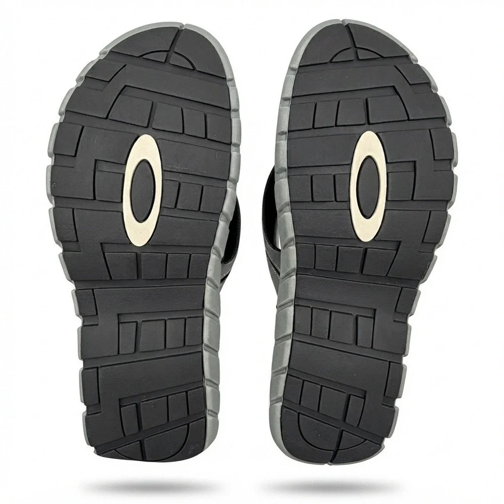 Oakley operative sandal
