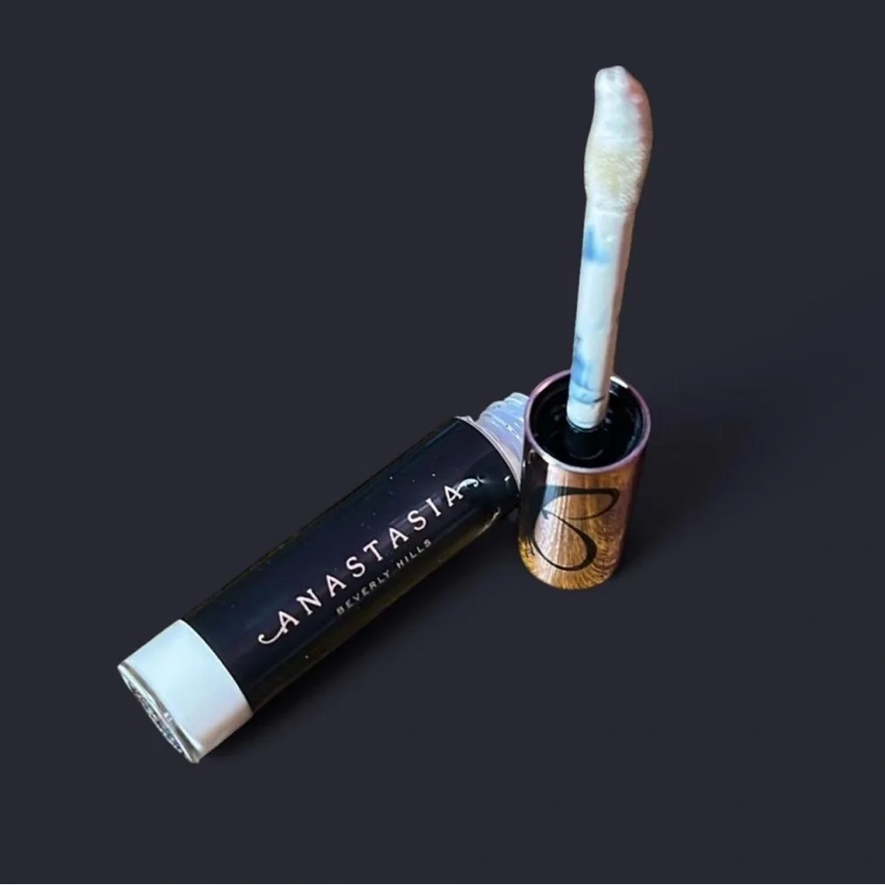⭐️❤️Anastasia Beverly Hills - Magic Touch Concealer