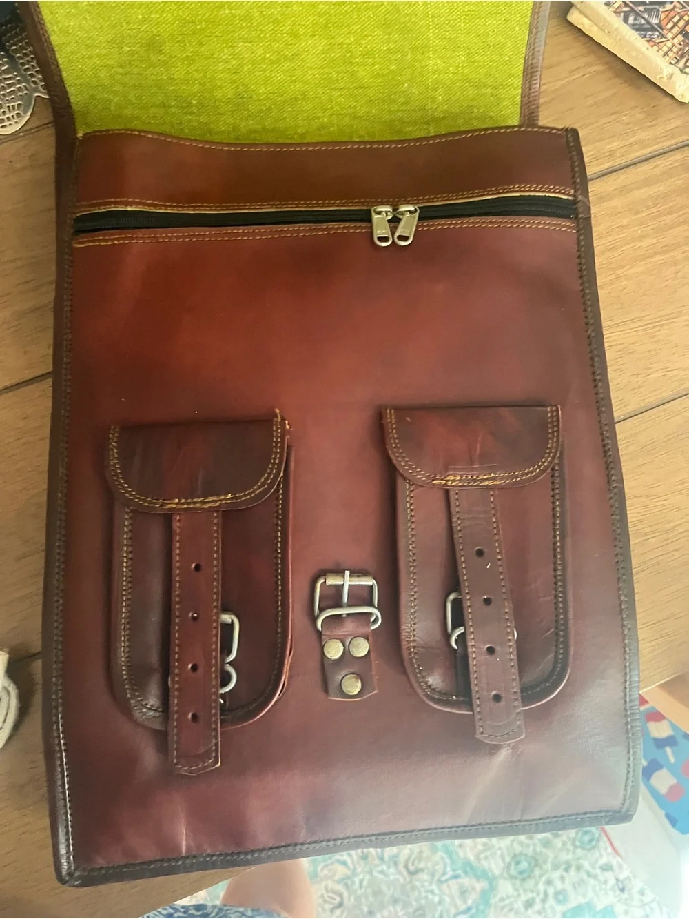 Classic Men's Leather Messenger Bag in Rich Mahogany