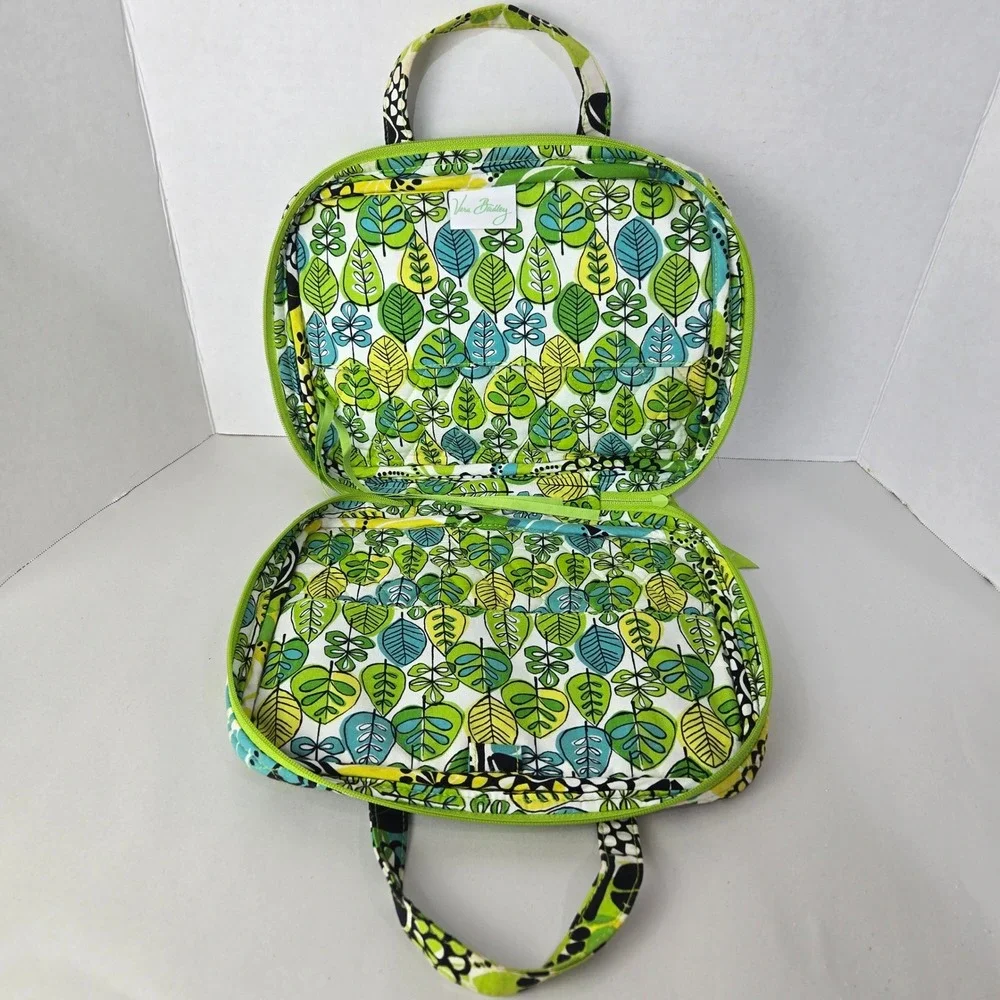 Vera Bradley organize your