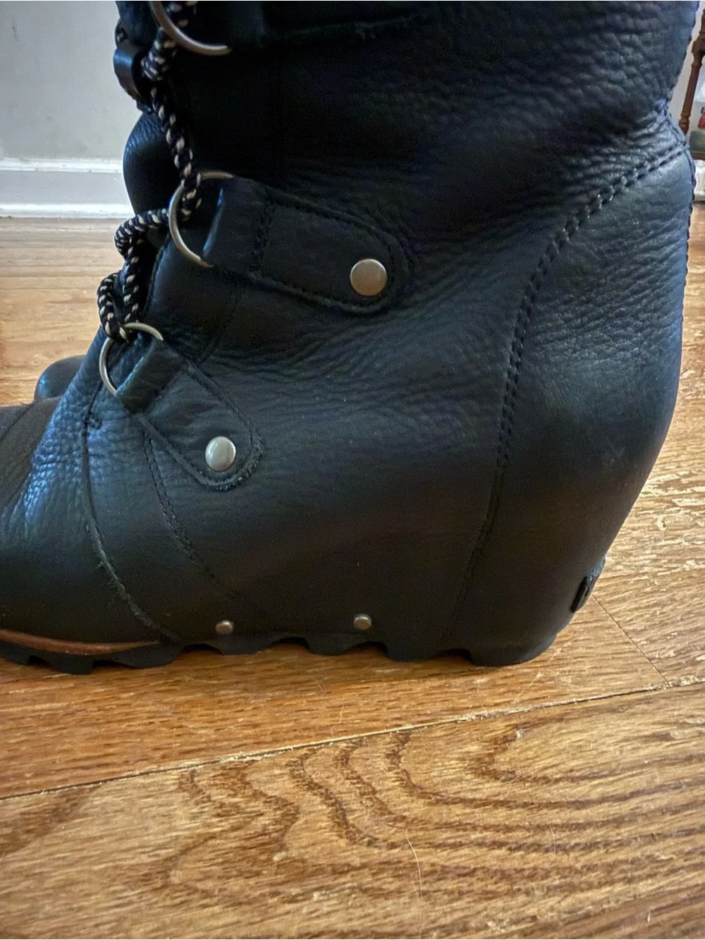 Sorel warm faux