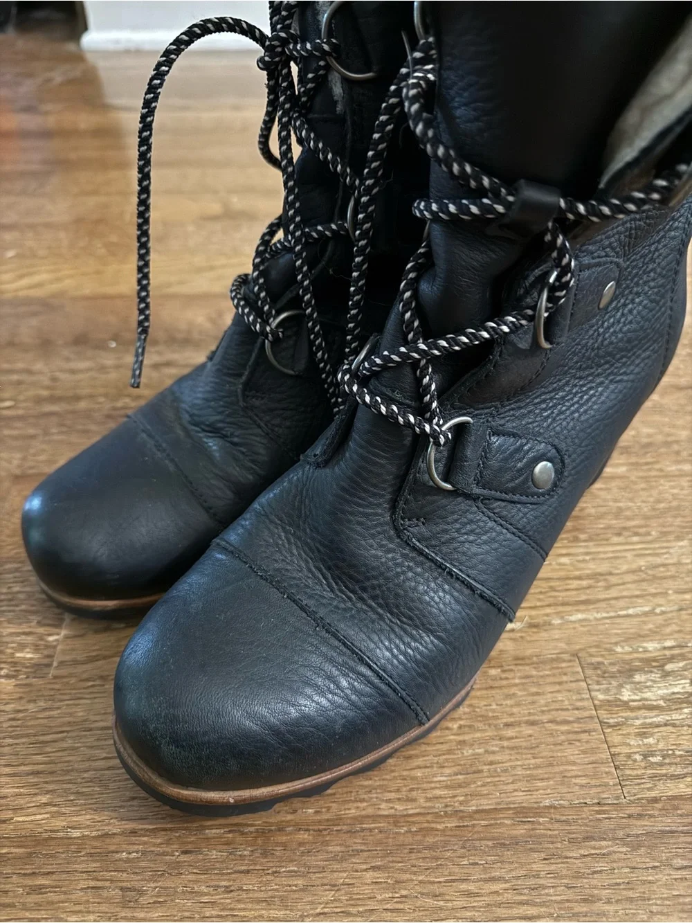 Sorel warm faux