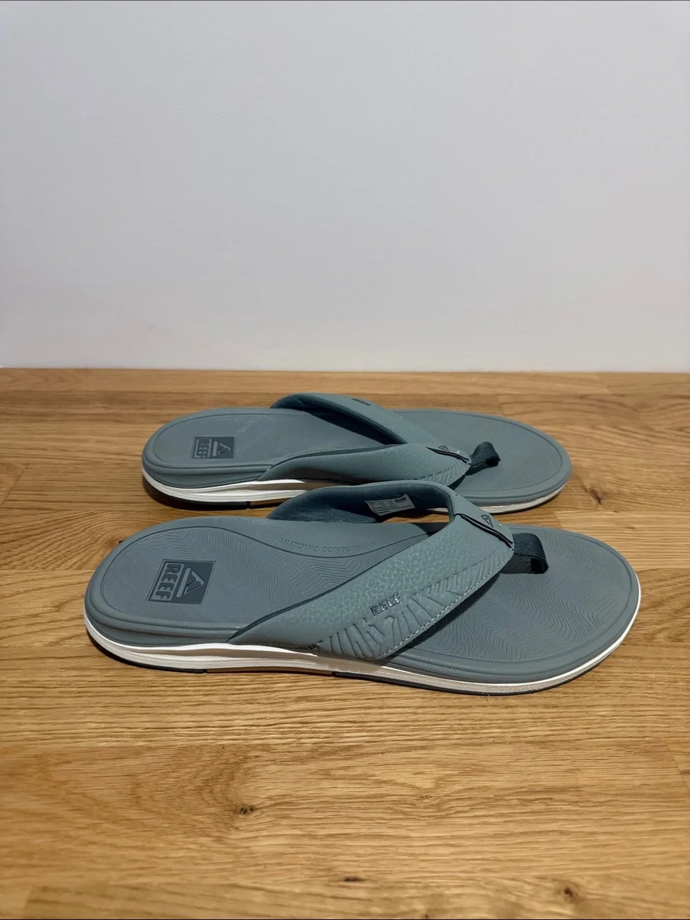 Reef lightweight flip