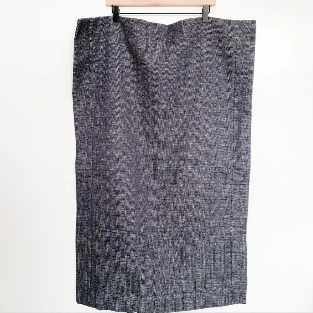 2 Restoration Hardware Herringbone Flanged Cotton-Linen King Shams