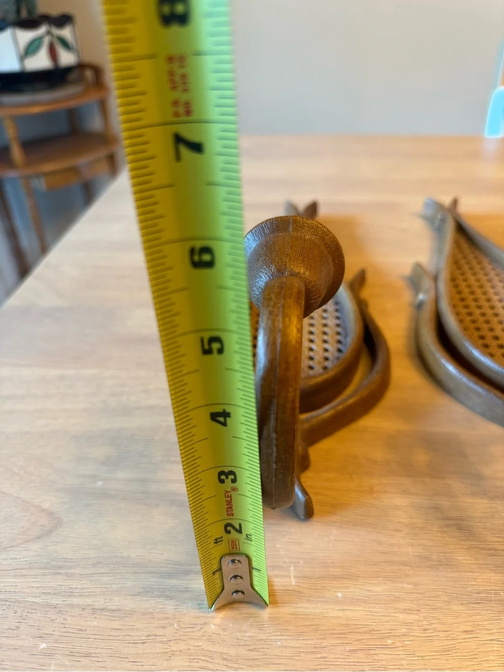 Homco hold finish pillar
