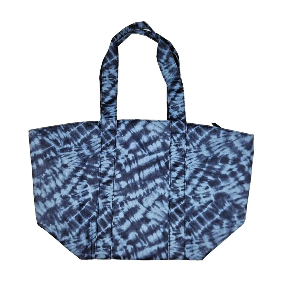 Victorias Secret travel style