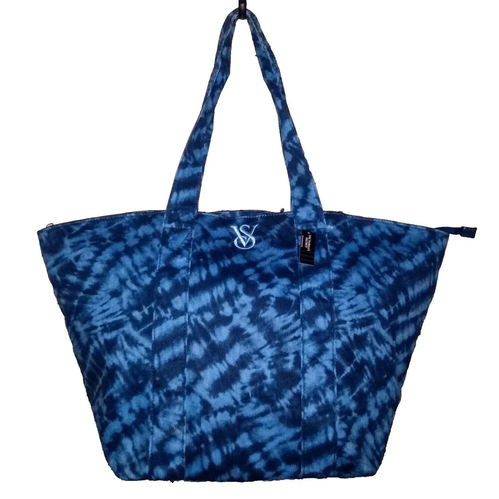 Victorias Secret travel style