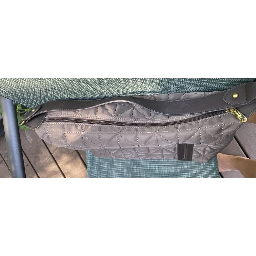 Wrangler quilted hobo
