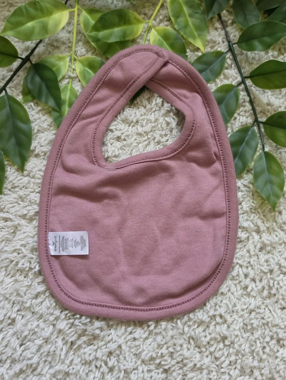 Baby Girl 'I Love Mom' Bib