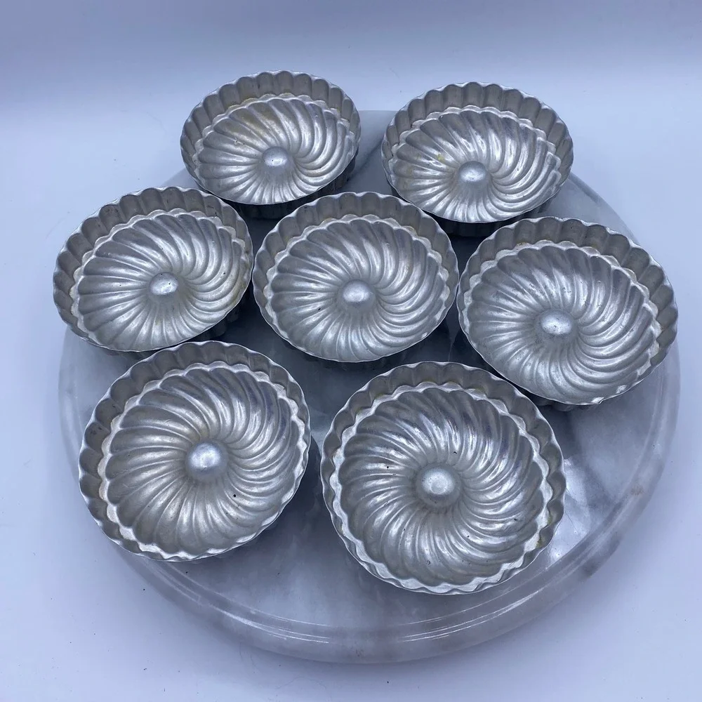 N/A vintage aluminum