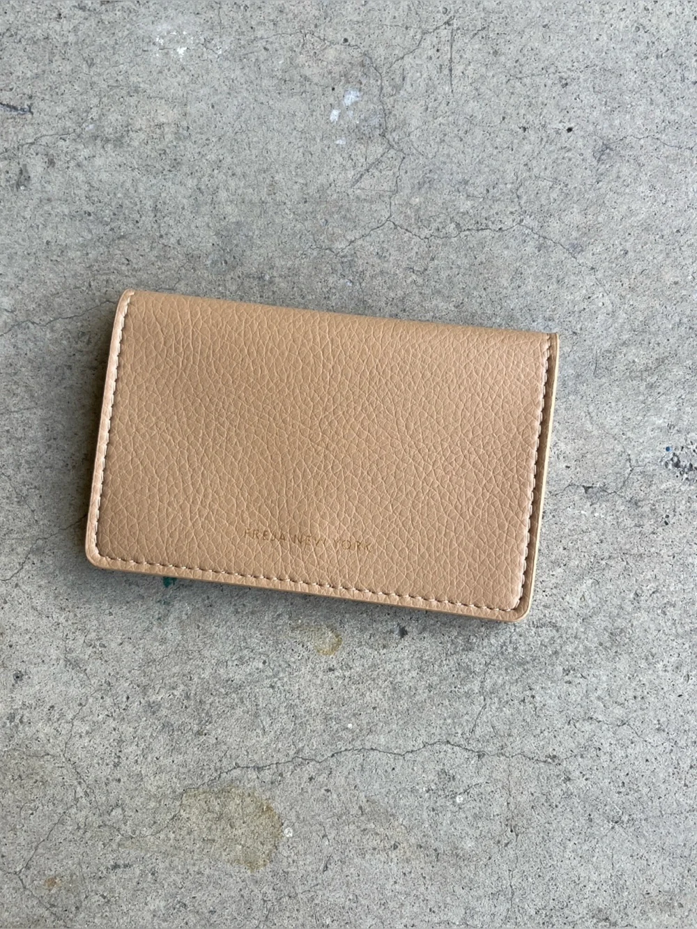 Freja New York Tan Leather Card Holder